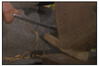 Zur Ausstattung unserer Handwerker geh&oumlren auch die Arbeitsger&aumlte wie diese Zugbank.